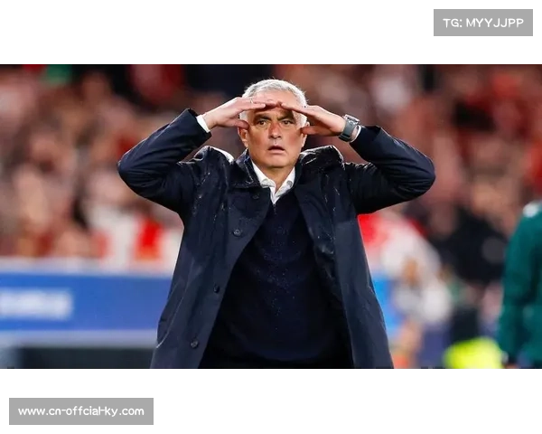 阿贾克斯0-2不敌本菲卡，遭遇欧冠五连败